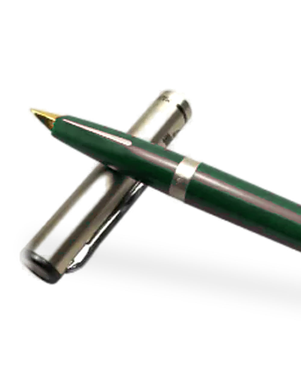 Bahadur 240 Fountain Pen – Chrome Cap