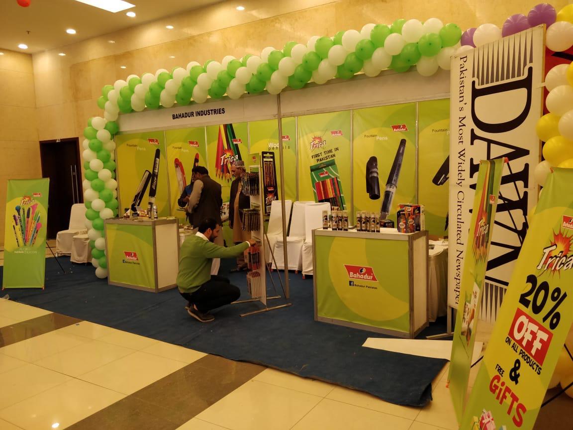 Trica, Floro & fountain pens on show